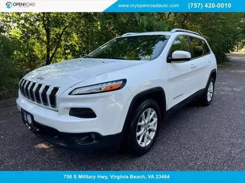 2016 Jeep Cherokee Latitude 4WD photo