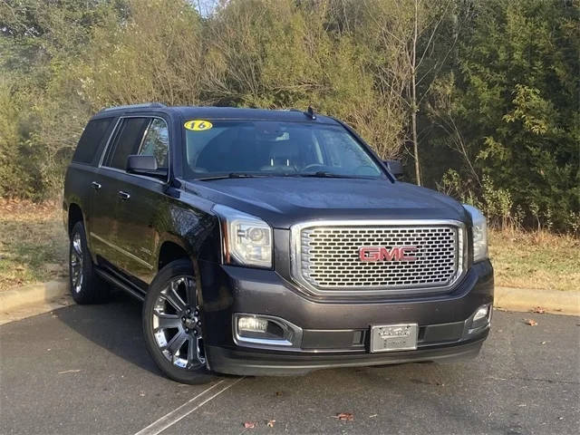 2016 GMC Yukon XL Denali 4WD photo