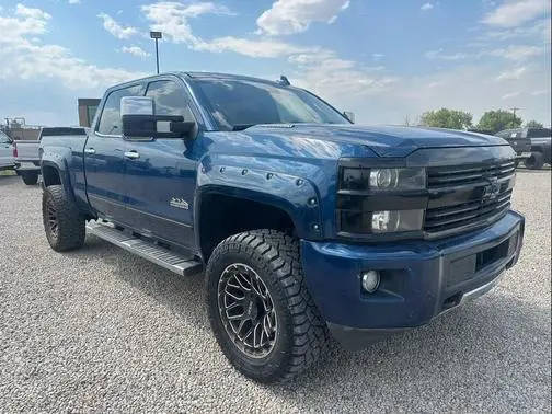 2015 Chevrolet Silverado 2500HD High Country 4WD photo