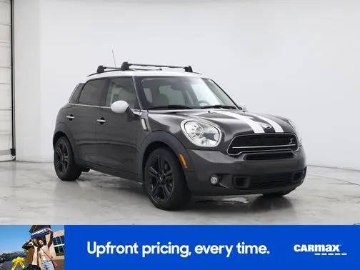 2015 MINI Countryman S FWD photo