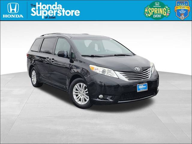 2015 Toyota Sienna XLE Premium FWD photo