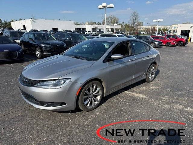 2016 Chrysler 200 S FWD photo