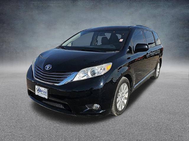 2015 Toyota Sienna XLE Premium AWD photo