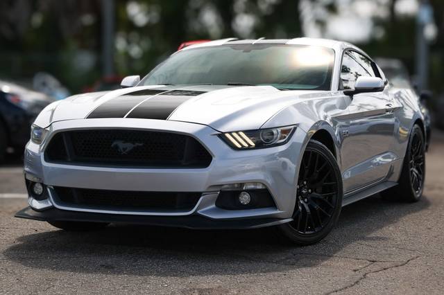 2016 Ford Mustang GT Premium RWD photo