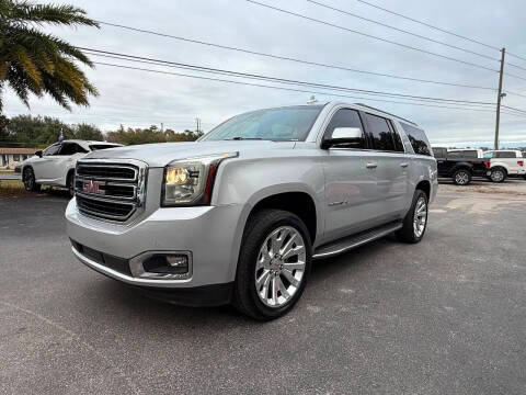 2016 GMC Yukon XL SLT 4WD photo