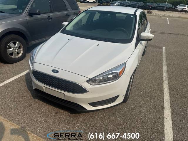 2016 Ford Focus SE FWD photo