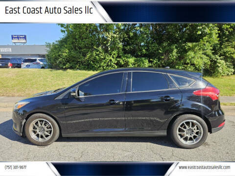 2016 Ford Focus SE FWD photo