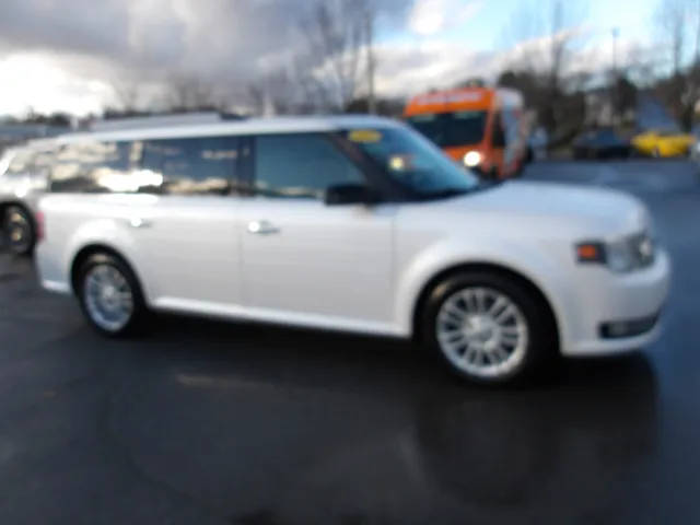 2015 Ford Flex SEL FWD photo