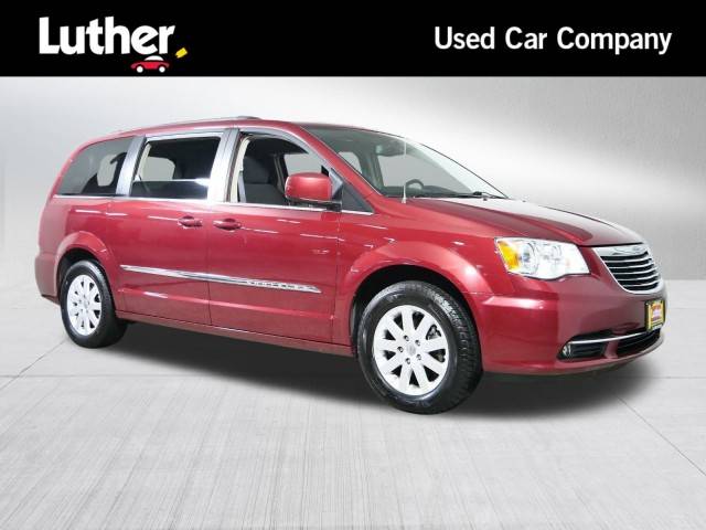 2016 Chrysler Town and Country Touring FWD photo