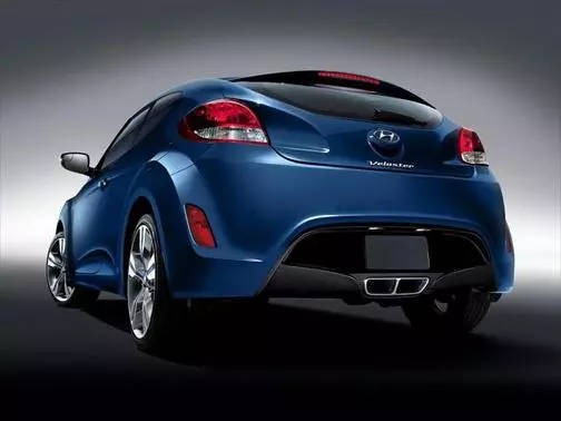 2016 Hyundai Veloster  FWD photo