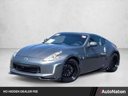 2016 Nissan 370Z Touring RWD photo