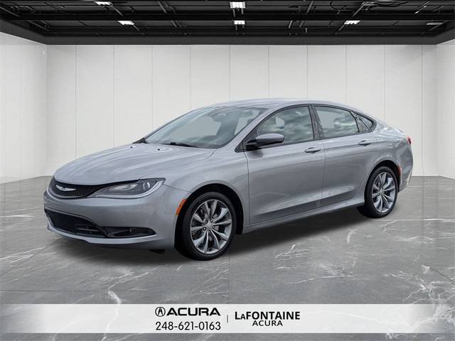 2016 Chrysler 200 S AWD photo