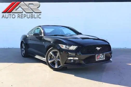 2016 Ford Mustang EcoBoost RWD photo