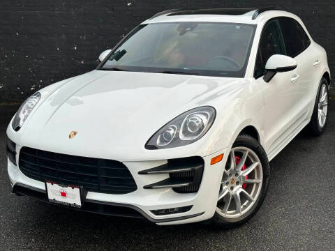 2016 Porsche Macan Turbo AWD photo