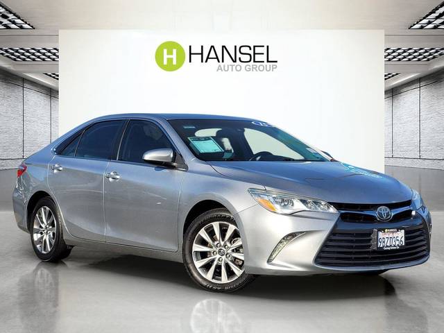 2015 Toyota Camry XLE FWD photo