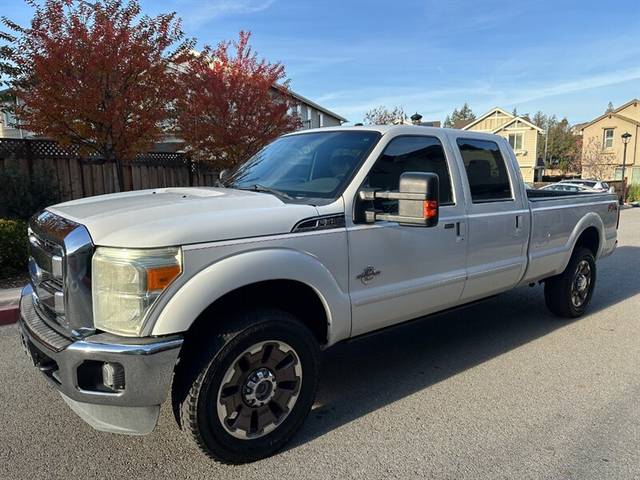 2015 Ford F-350 Super Duty Lariat 4WD photo