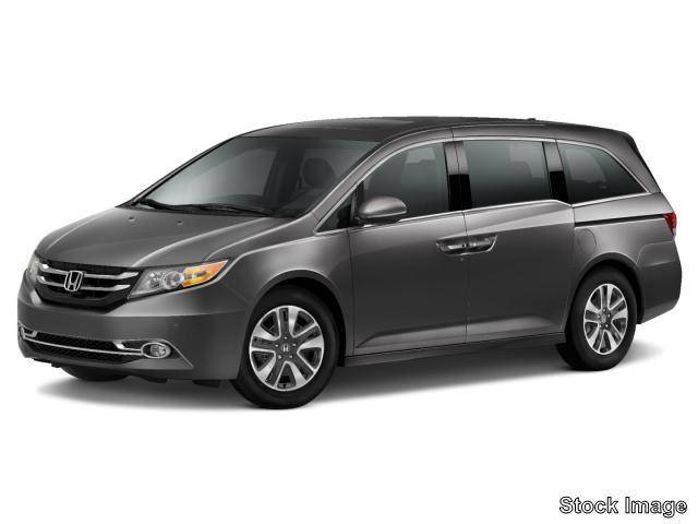 2016 Honda Odyssey Touring FWD photo