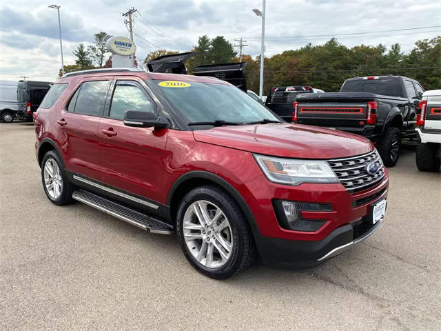 2016 Ford Explorer XLT 4WD photo