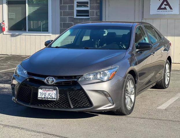 2016 Toyota Camry SE FWD photo