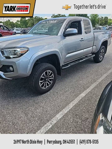 2016 Toyota Tacoma SR 4WD photo