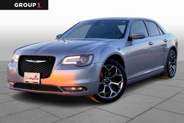 2015 Chrysler 300 300S RWD photo