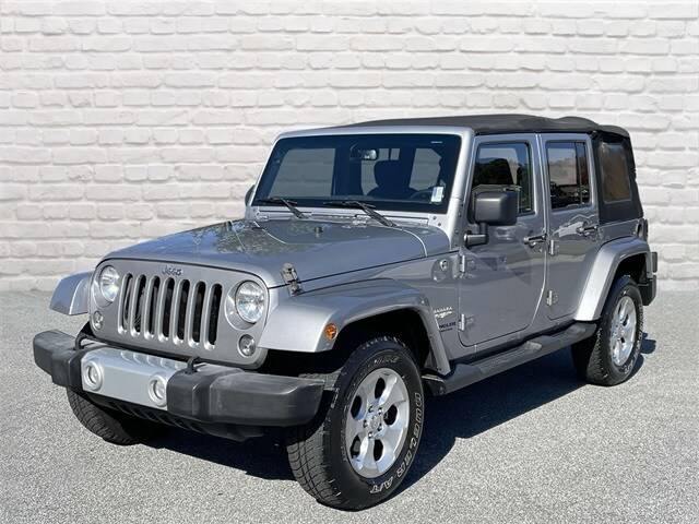 2015 Jeep Wrangler Unlimited Sahara 4WD photo