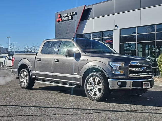 2015 Ford F-150 Lariat RWD photo