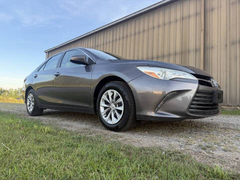 2016 Toyota Camry LE FWD photo