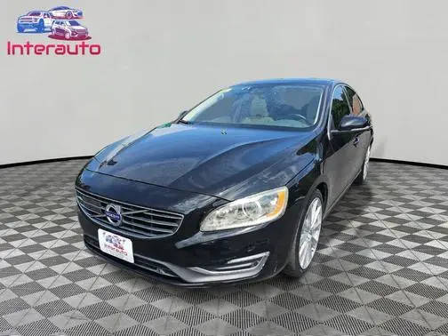 2016 Volvo S60 T5 Drive-E Platinum FWD photo