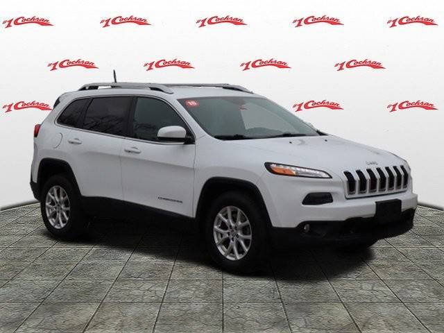 2016 Jeep Cherokee Latitude 4WD photo