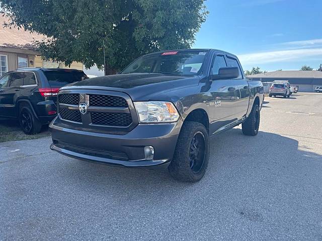 2016 Ram 1500 Express 4WD photo