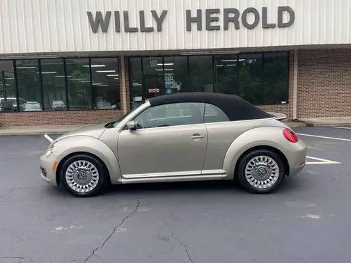 2016 Volkswagen Beetle 1.8T S FWD photo