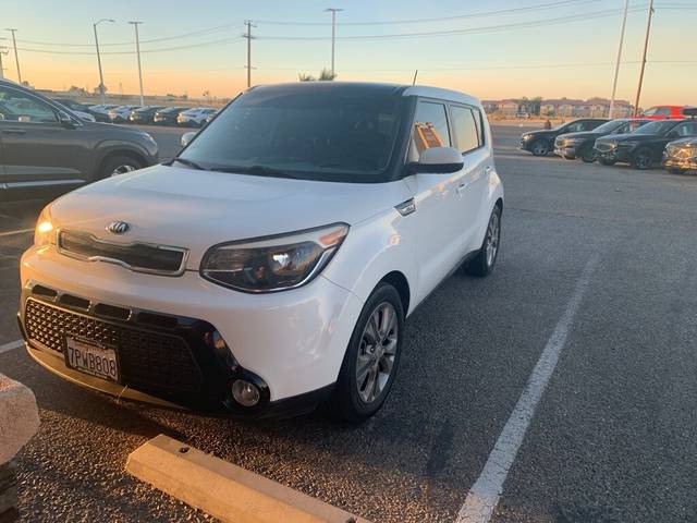 2016 Kia Soul + FWD photo