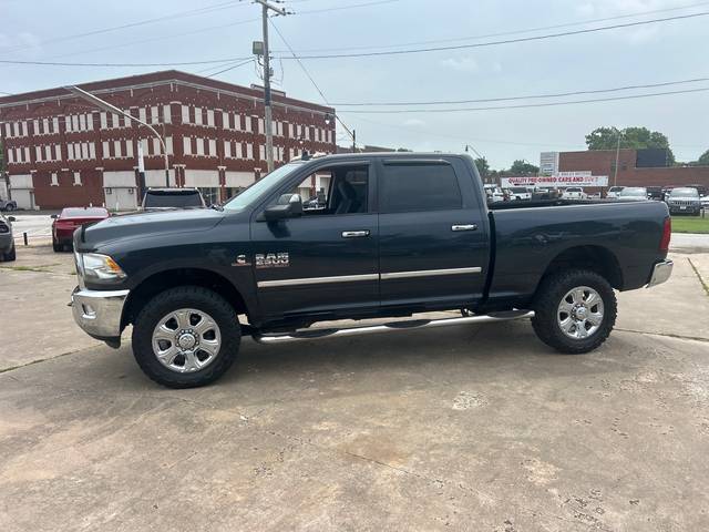 2016 Ram 2500 Big Horn 4WD photo