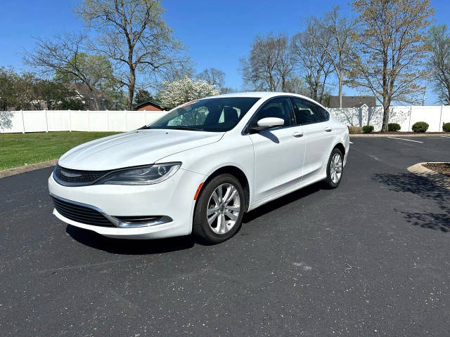 2016 Chrysler 200 Limited FWD photo