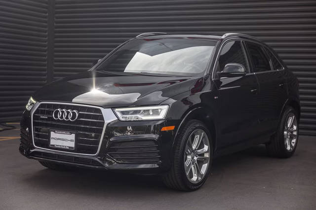 2016 Audi Q3 Prestige AWD photo