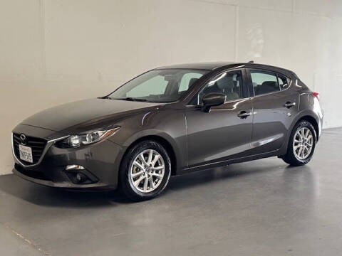2016 Mazda 3 i Touring FWD photo