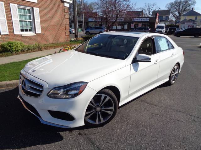 2016 Mercedes-Benz E-Class E 350 Sport AWD photo