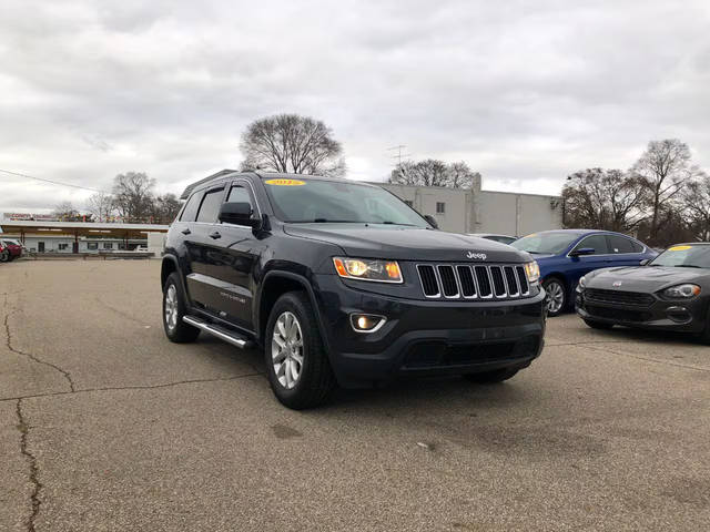 2015 Jeep Grand Cherokee Laredo 4WD photo