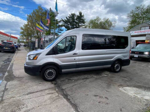 2016 Ford Transit Passenger Wagon XL RWD photo