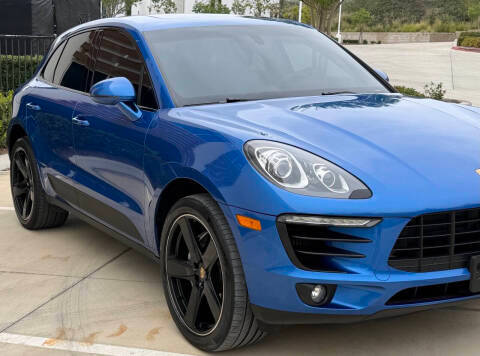2016 Porsche Macan S AWD photo