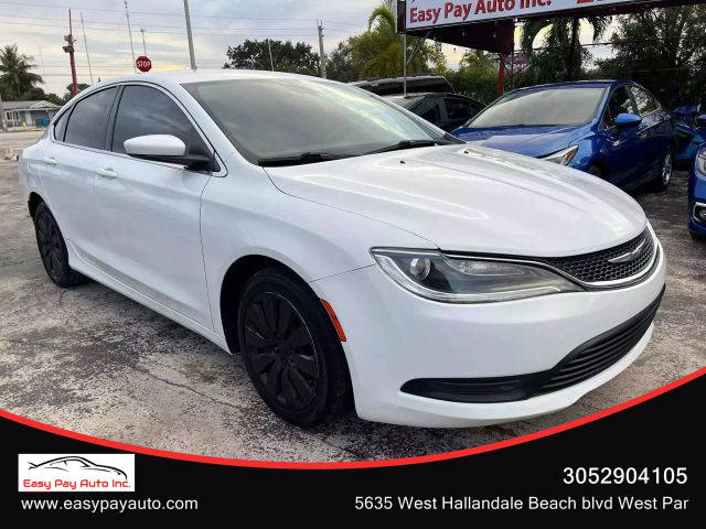 2016 Chrysler 200 LX FWD photo