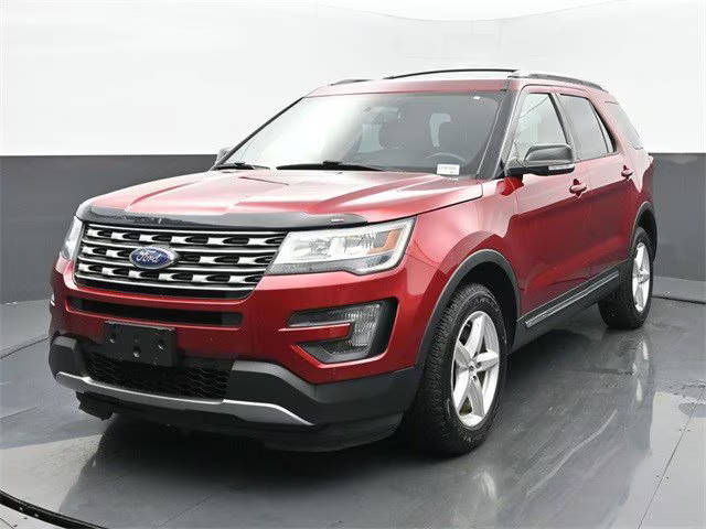 2016 Ford Explorer XLT 4WD photo