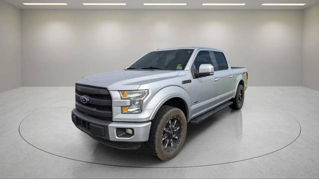 2015 Ford F-150 Lariat RWD photo