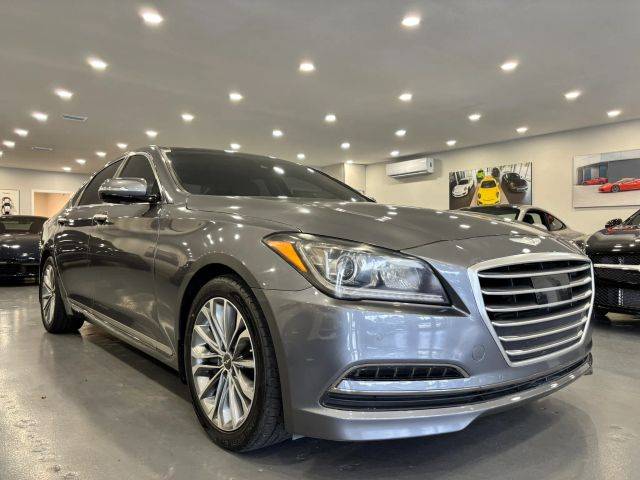 2015 Hyundai Genesis 3.8L RWD photo