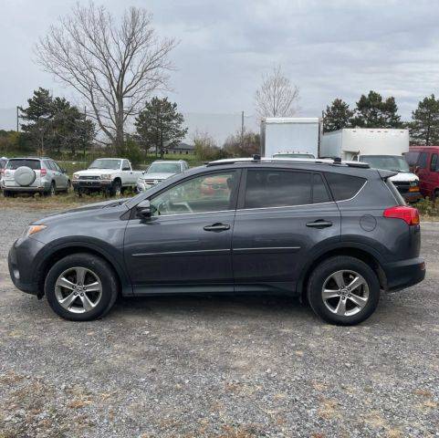 2015 Toyota RAV4 XLE AWD photo