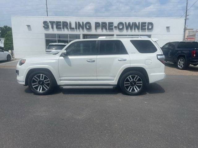 2016 Toyota 4Runner Limited RWD photo