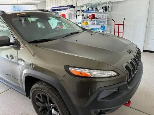 2016 Jeep Cherokee Trailhawk 4WD photo