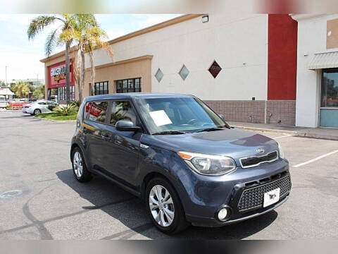 2016 Kia Soul + FWD photo