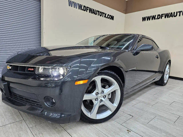 2015 Chevrolet Camaro LT RWD photo